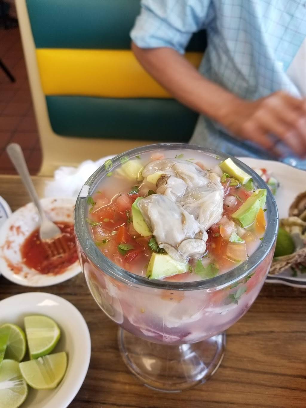 Mariscos Las Adas Manzanillo | restaurant | 4772 E Olive Ave, Fresno, CA 93702, USA | 5594550963 OR +1 559-455-0963