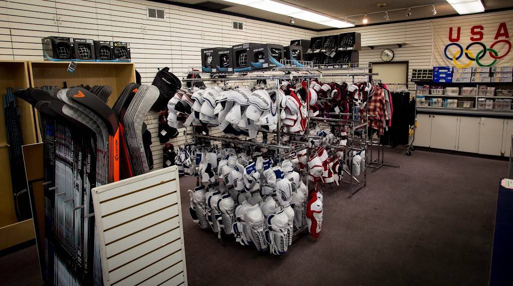 Pickwick Ice | meal takeaway | 1001 W Riverside Dr, Burbank, CA 91506, USA | 8188455300 OR +1 818-845-5300