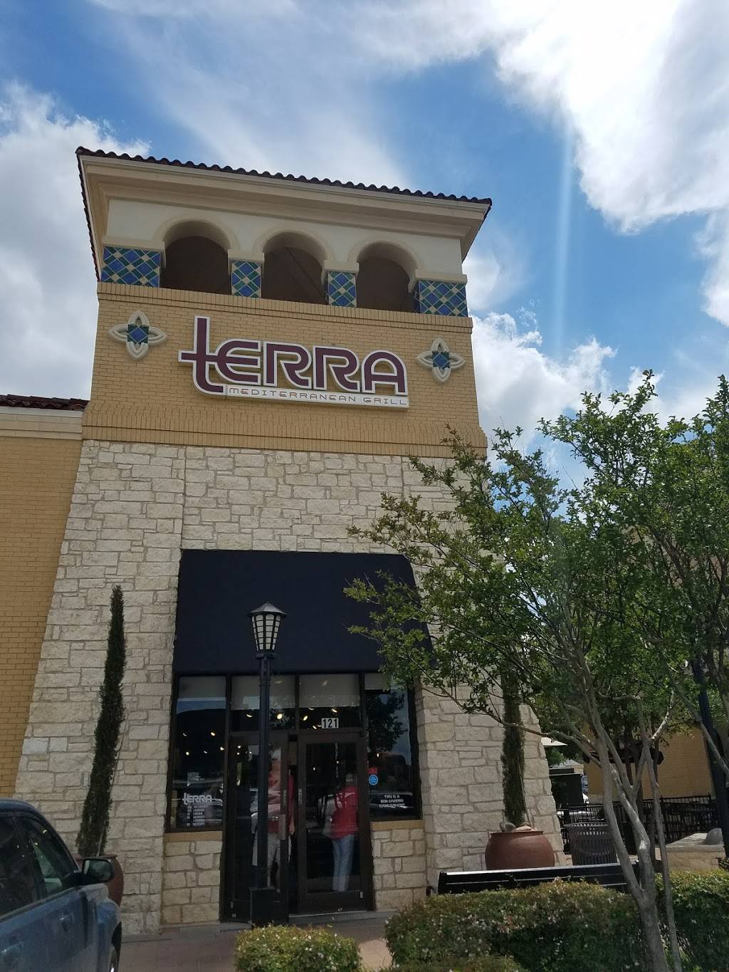 Terra Mediterranean | restaurant | 5910 N MacArthur Blvd #121, Irving, TX 75039, USA | 9724013900 OR +1 972-401-3900
