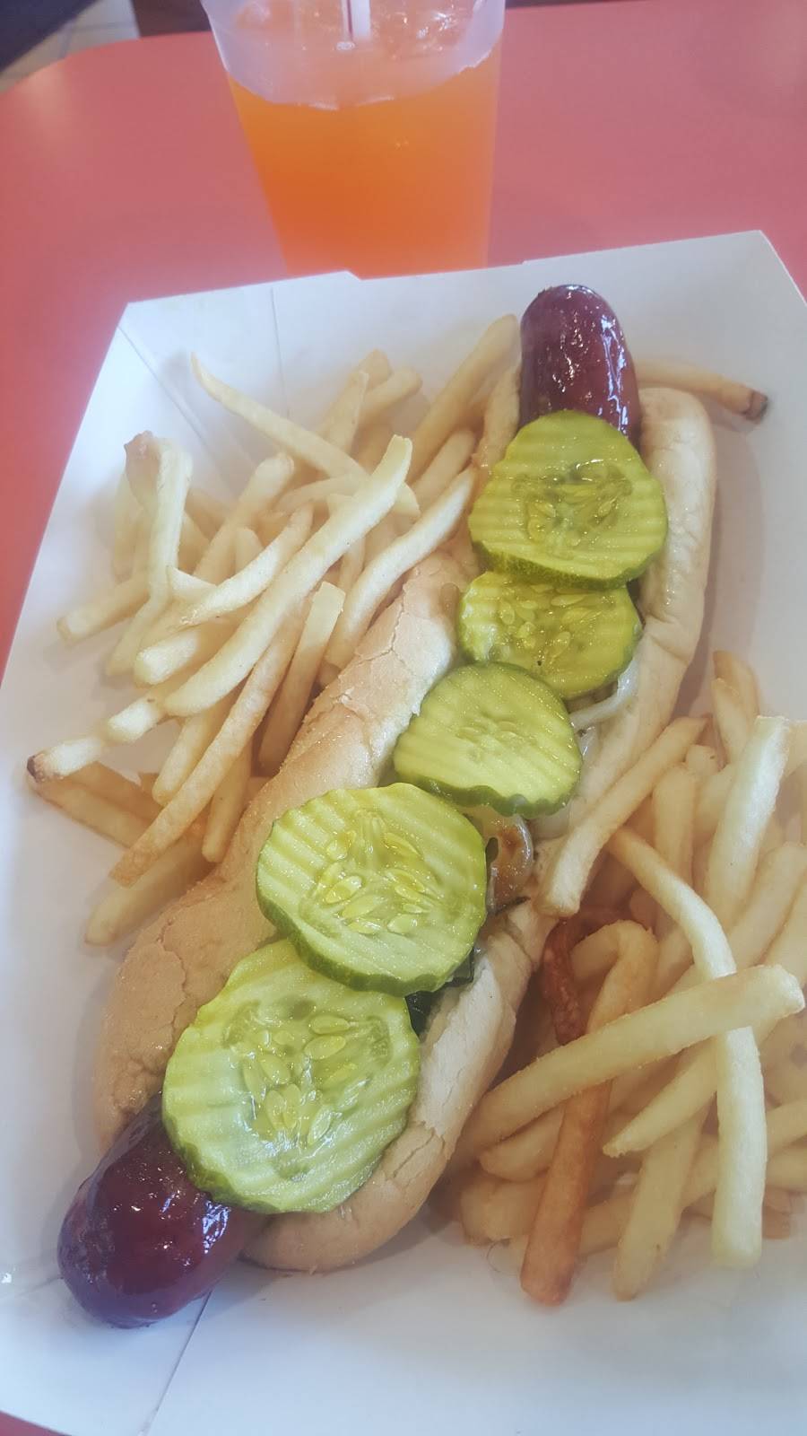 Martinos Italian Beef and Hot Dogs | meal takeaway | 1215 W Layton Ave, Milwaukee, WI 53221, USA | 4142815580 OR +1 414-281-5580