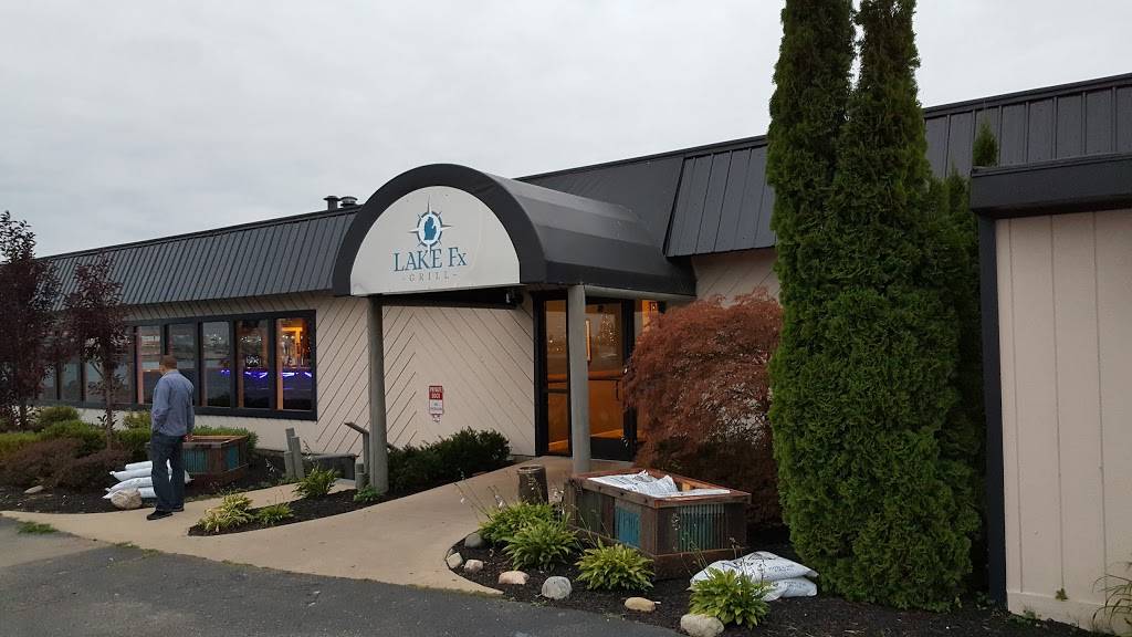 Lake Fx Grill | restaurant | 3136 Military St, Port Huron, MI 48060, USA | 8104799529 OR +1 810-479-9529