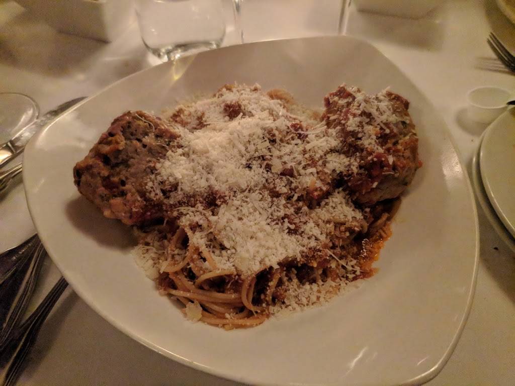 Restaurant Il Martini | restaurant | 17 Chemin de la Rabastalière O, Saint-Bruno-de-Montarville, QC J3V 1Y7, Canada | 4504412547 OR +1 450-441-2547