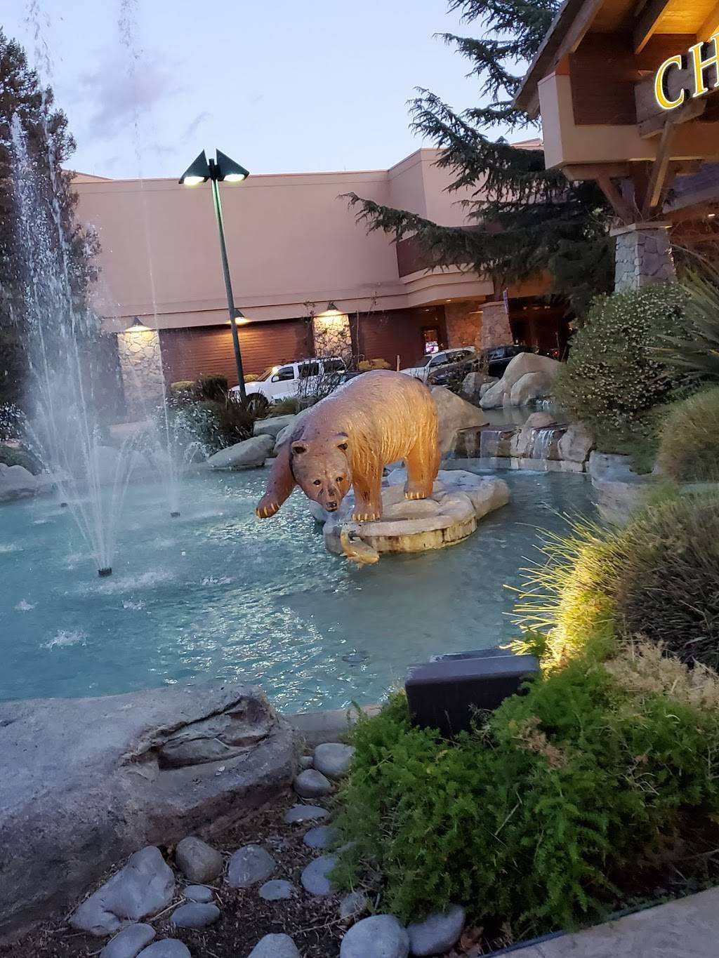 Chukchansi Gold Resort & Casino | restaurant | 711 Lucky Ln, Coarsegold, CA 93614, USA | 8667946946 OR +1 866-794-6946