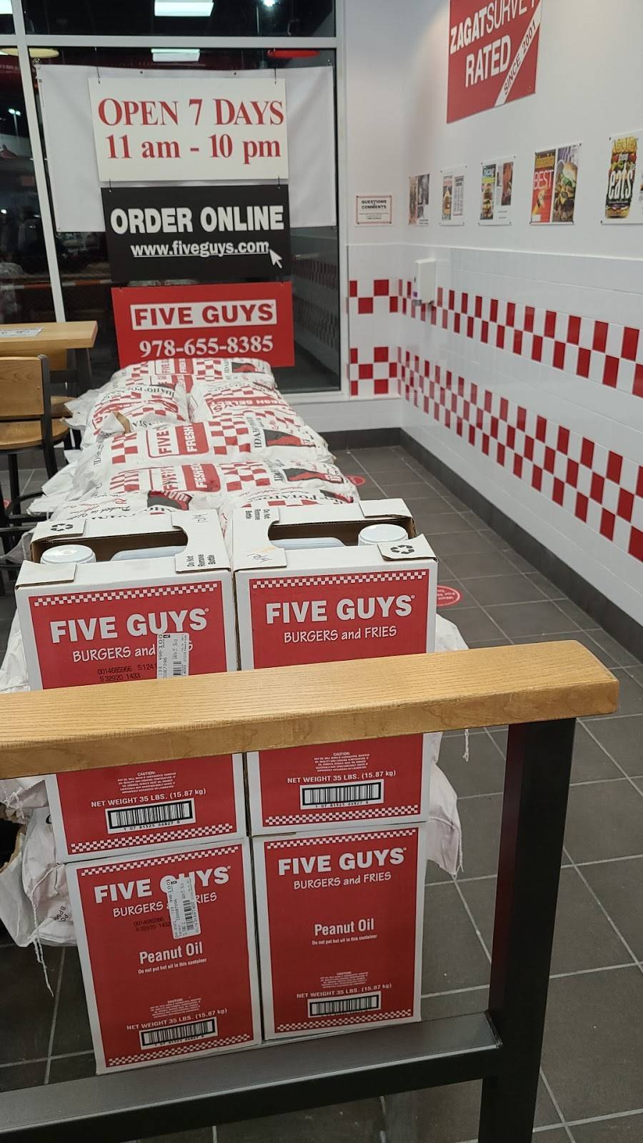 Five Guys | restaurant | 115 Turnpike St, North Andover, MA 01845, USA | 9786558380 OR +1 978-655-8380