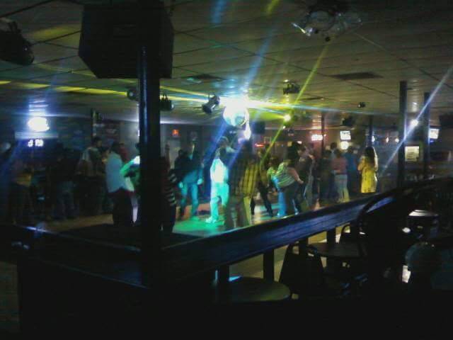 Kellers Bar & Grill | restaurant | A085029 00204 00006029, Bethpage, TN 37022, USA | 6153749680 OR +1 615-374-9680