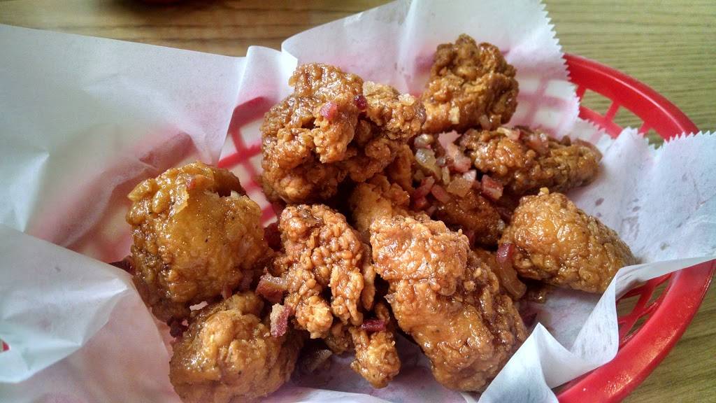 Nuthouse Saloon | restaurant | 5990 Navarre Rd SW, Canton, OH 44706, USA | 3304797294 OR +1 330-479-7294