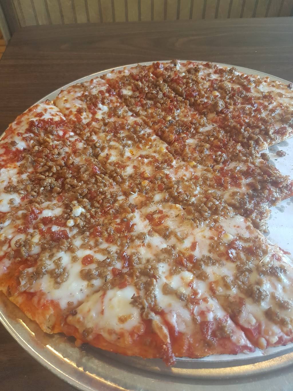 Pizza King | restaurant | 1701 E 10th St, Jeffersonville, IN 47130, USA | 8122828286 OR +1 812-282-8286