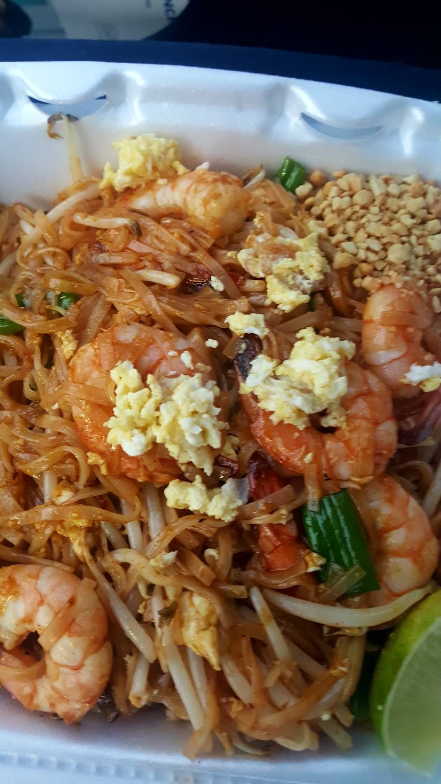 Vics Food To Go | restaurant | 12527 Victory Blvd, North Hollywood, CA 91606, USA | 8187632252 OR +1 818-763-2252