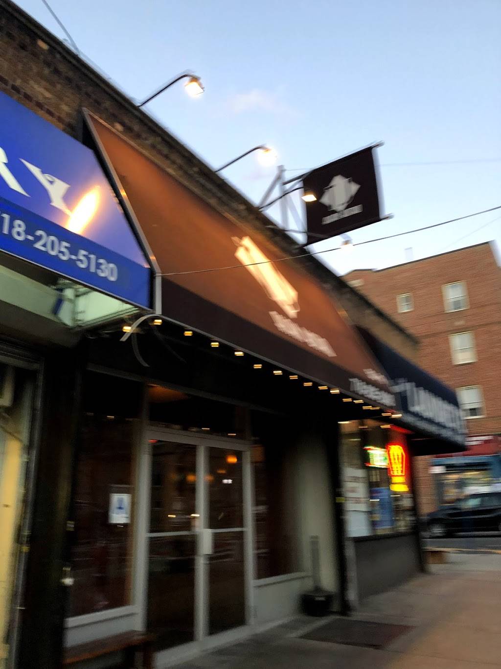 TJ Asian Bistro | restaurant | 50-19 Skillman Ave, Woodside, NY 11377, USA | 7182052088 OR +1 718-205-2088