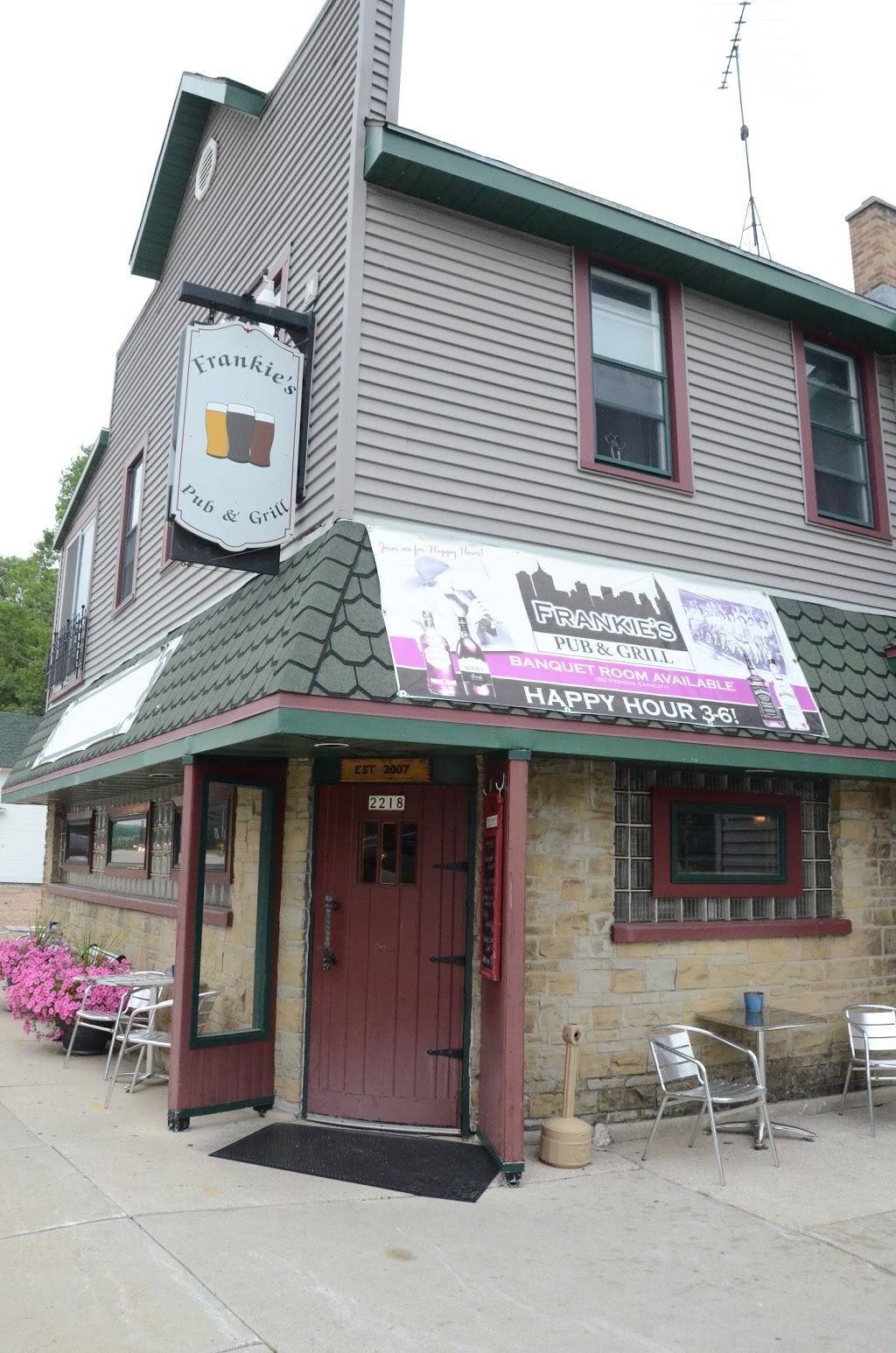 Frankies Pub & Grill | restaurant | 2218 Indiana Ave, Sheboygan, WI 53081, USA | 9204597000 OR +1 920-459-7000