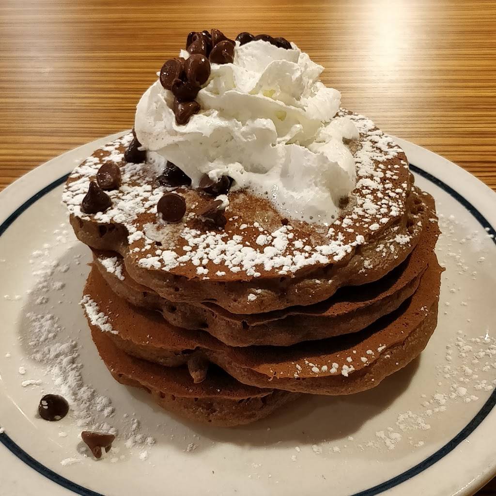 IHOP | restaurant | 9565 S University Blvd, Highlands Ranch, CO 80126, USA | 7203447383 OR +1 720-344-7383