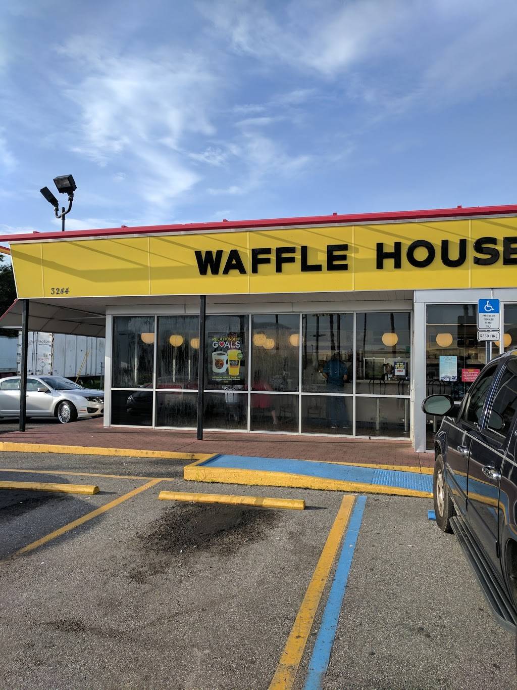 Waffle House | meal takeaway | 3244 US Hwy 98 N, Lakeland, FL 33805, USA | 8636888696 OR +1 863-688-8696