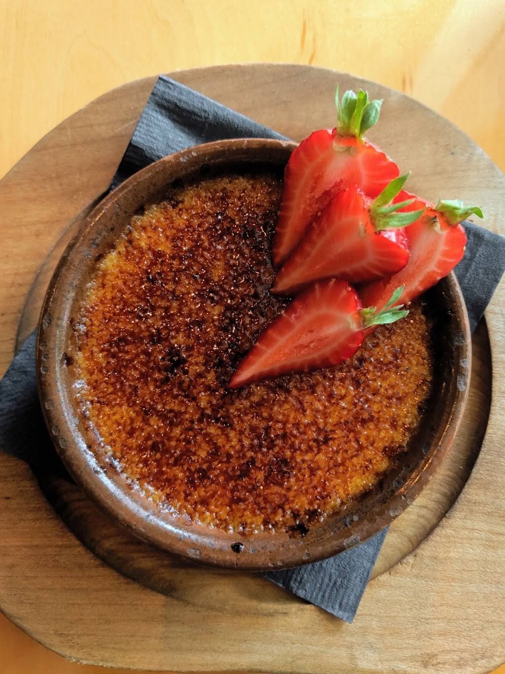 Celilo Restaurant & Bar | restaurant | 16 Oak St, Hood River, OR 97031, USA | 5413865710 OR +1 541-386-5710