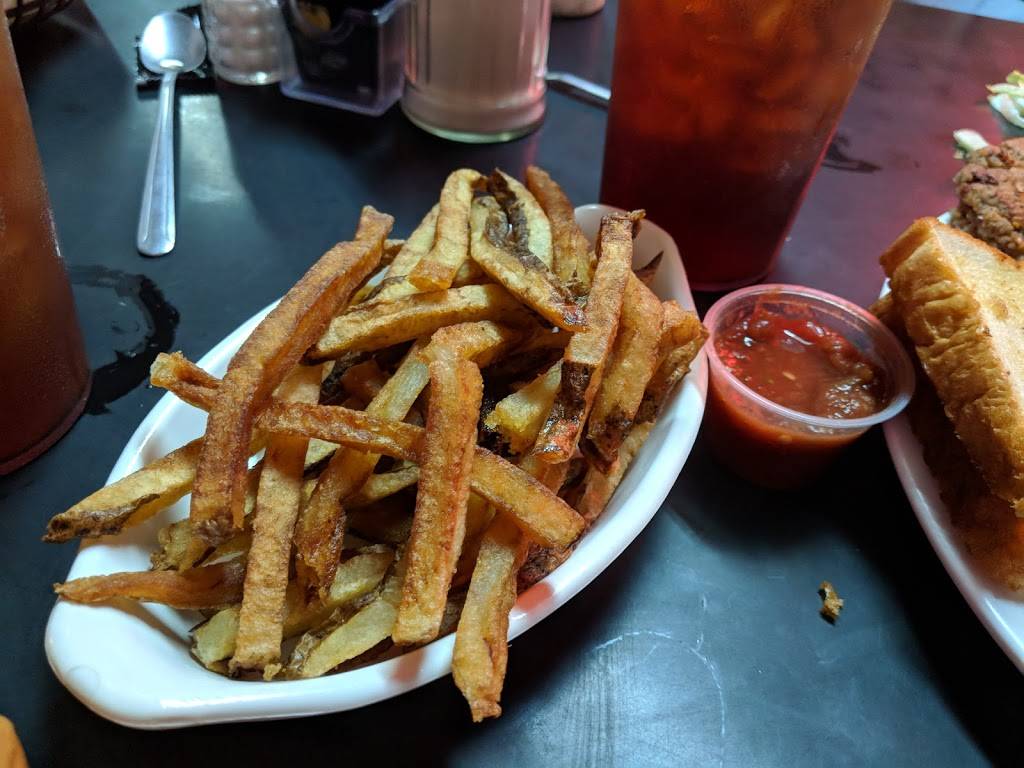 Marys Cafe | restaurant | 119 Grant Ave, Strawn, TX 76475, USA | 2546725741 OR +1 254-672-5741