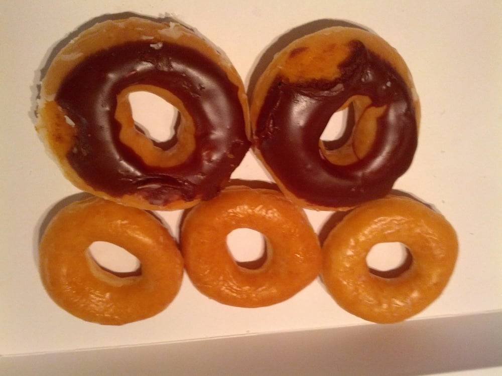 Krispy Kreme | bakery | 10781 Alpharetta Hwy, Roswell, GA 30076, USA | 7709987615 OR +1 770-998-7615