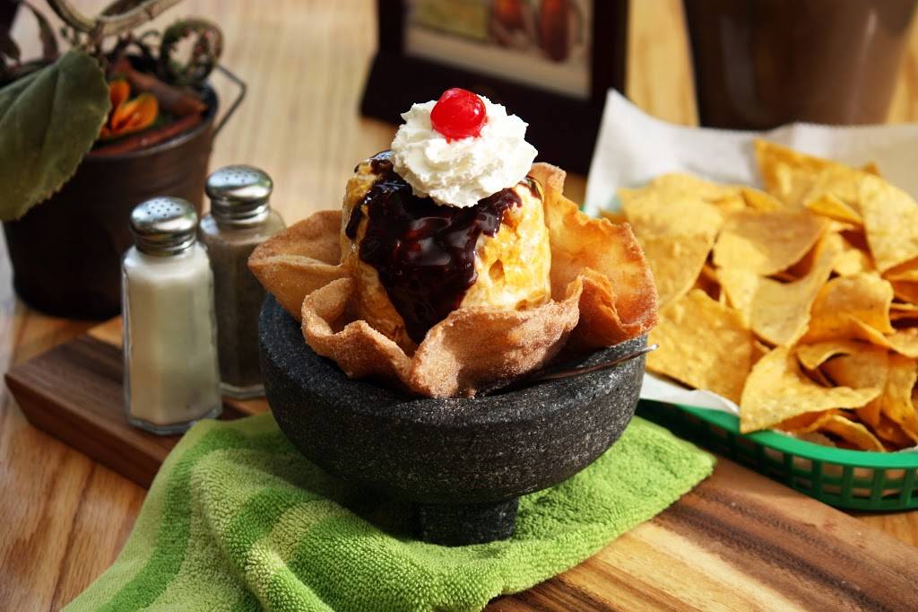 Salsa Verde Mexican Restaurant | restaurant | 55 S Raceway Rd, Indianapolis, IN 46231, USA | 3179864309 OR +1 317-986-4309