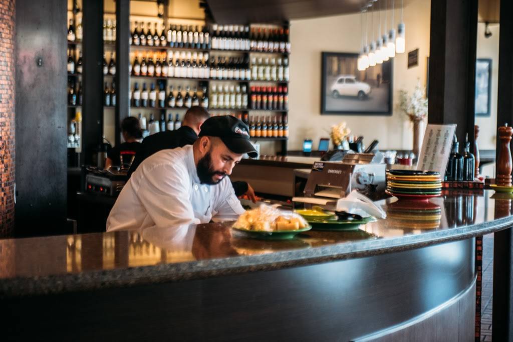 Il Vicino Wood Oven Pizza - Wichita Bradley Fair | meal takeaway | 2132 N Rock Rd, Wichita, KS 67206, USA | 3166362121 OR +1 316-636-2121