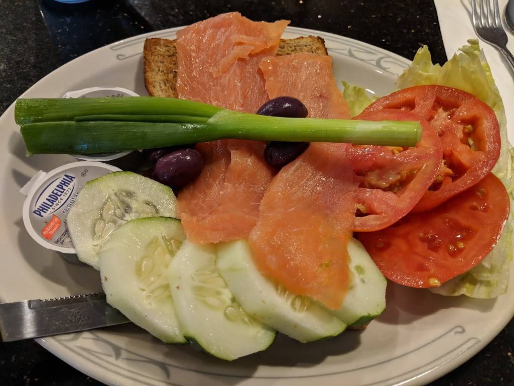 Mitchells Restaurant | restaurant | 191 Rockaway Ave, Valley Stream, NY 11580, USA | 5168259708 OR +1 516-825-9708