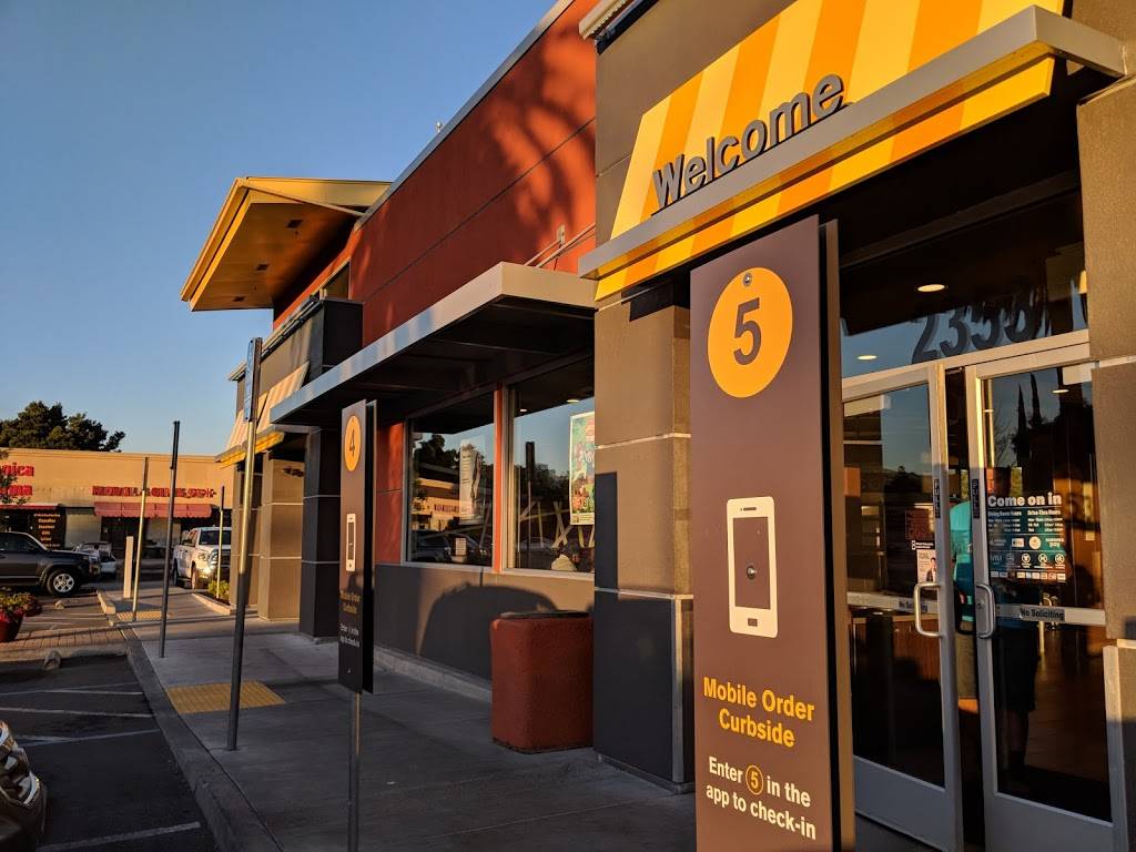 McDonalds | cafe | 2353 McKee Rd, San Jose, CA 95116, USA | 4089264233 OR +1 408-926-4233
