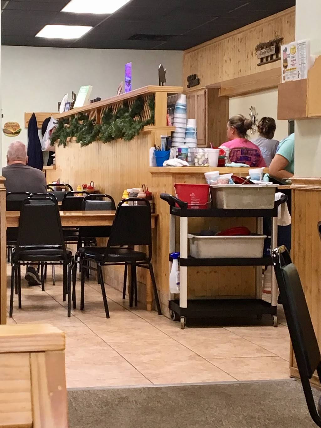 Bevs Burger Café | restaurant | 315 Northeast Santa Fe Boulevard, High Springs, FL 32643, USA | 3864549434 OR +1 386-454-9434