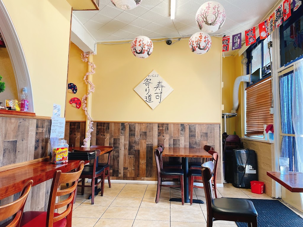 Sushi Yorimichi | restaurant | 2405 Ulric St, San Diego, CA 92111, USA | 8582796868 OR +1 858-279-6868