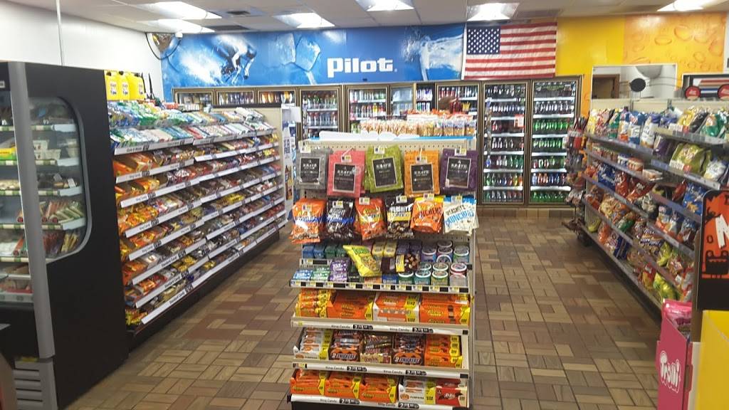 Pilot Travel Center | restaurant | 5555 E Margaret Dr, Terre Haute, IN 47803, USA | 8128779977 OR +1 812-877-9977