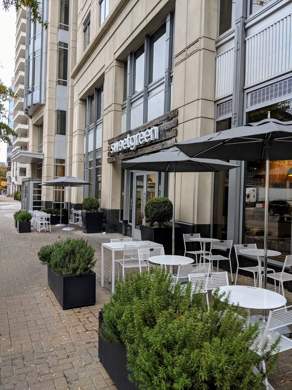 sweetgreen | restaurant | 4075 Wilson Blvd, Arlington, VA 22203, USA | 7035222016 OR +1 703-522-2016