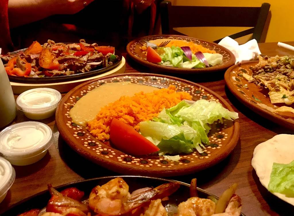 El Rancho Mexican Restaurant | restaurant | 506 W Elm Ave, Hanover, PA 17331, USA | 7176981518 OR +1 717-698-1518
