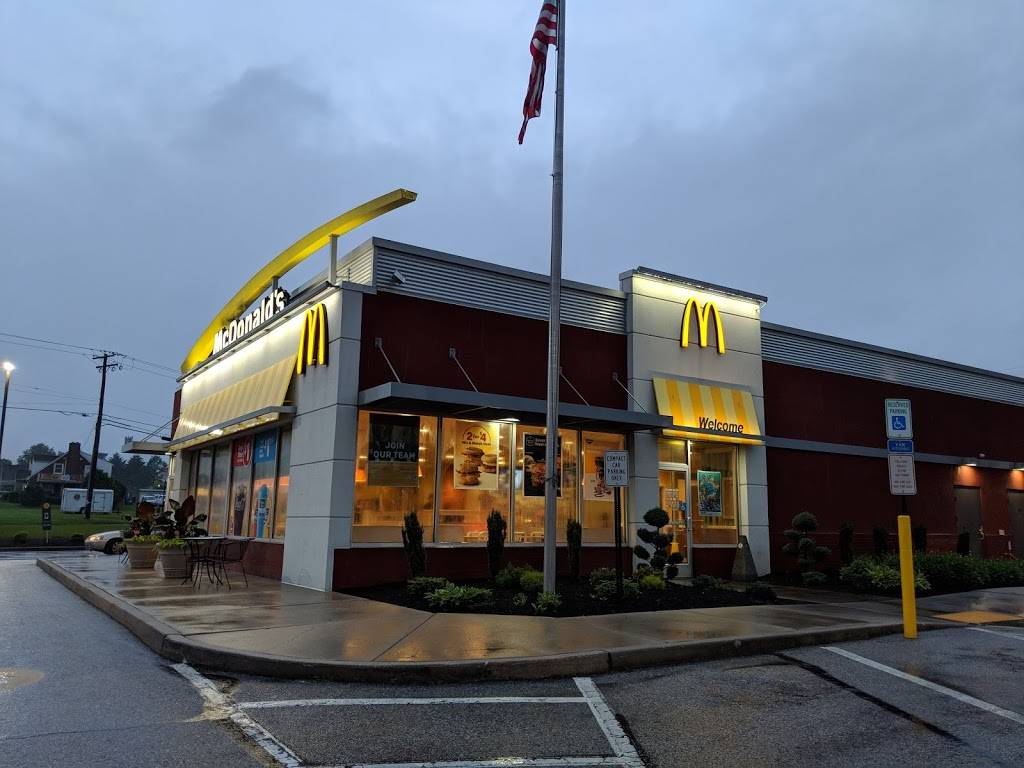 McDonalds | cafe | 3141 Carlisle Rd, Dover, PA 17315, USA | 7177672594 OR +1 717-767-2594