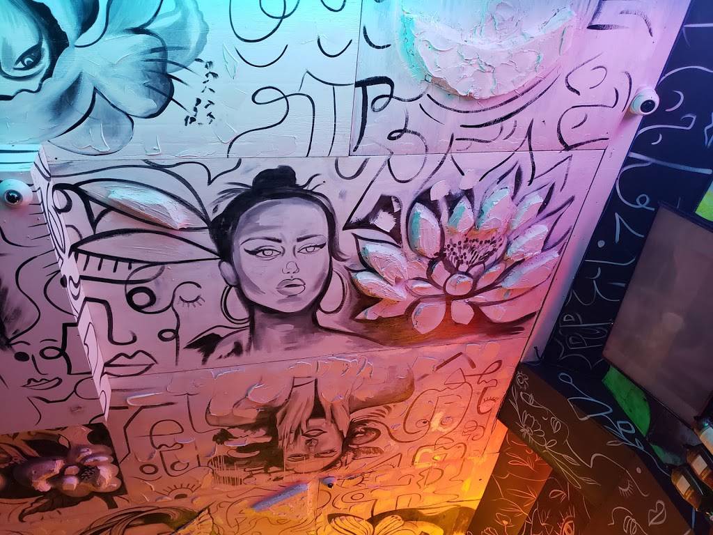 The Garden Restaurant and lounge | restaurant | 331 Morris Ave, Elizabeth, NJ 07208, USA | 9083550220 OR +1 908-355-0220