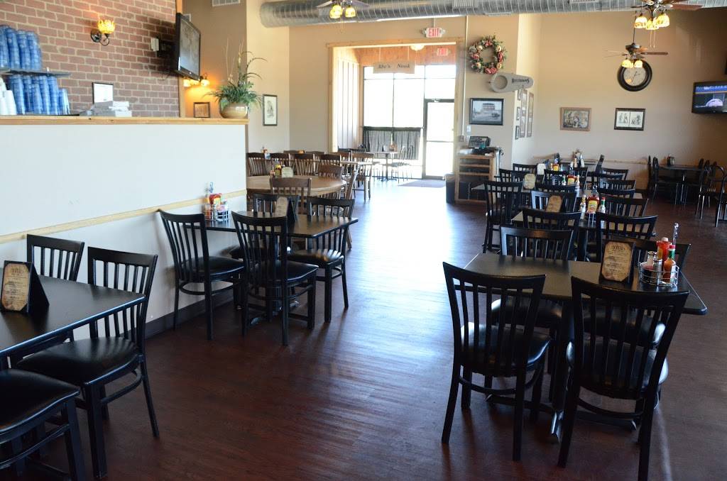 Abes Hideout | restaurant | 2301 S Dirksen Pkwy, Springfield, IL 62703, USA | 2176792044 OR +1 217-679-2044