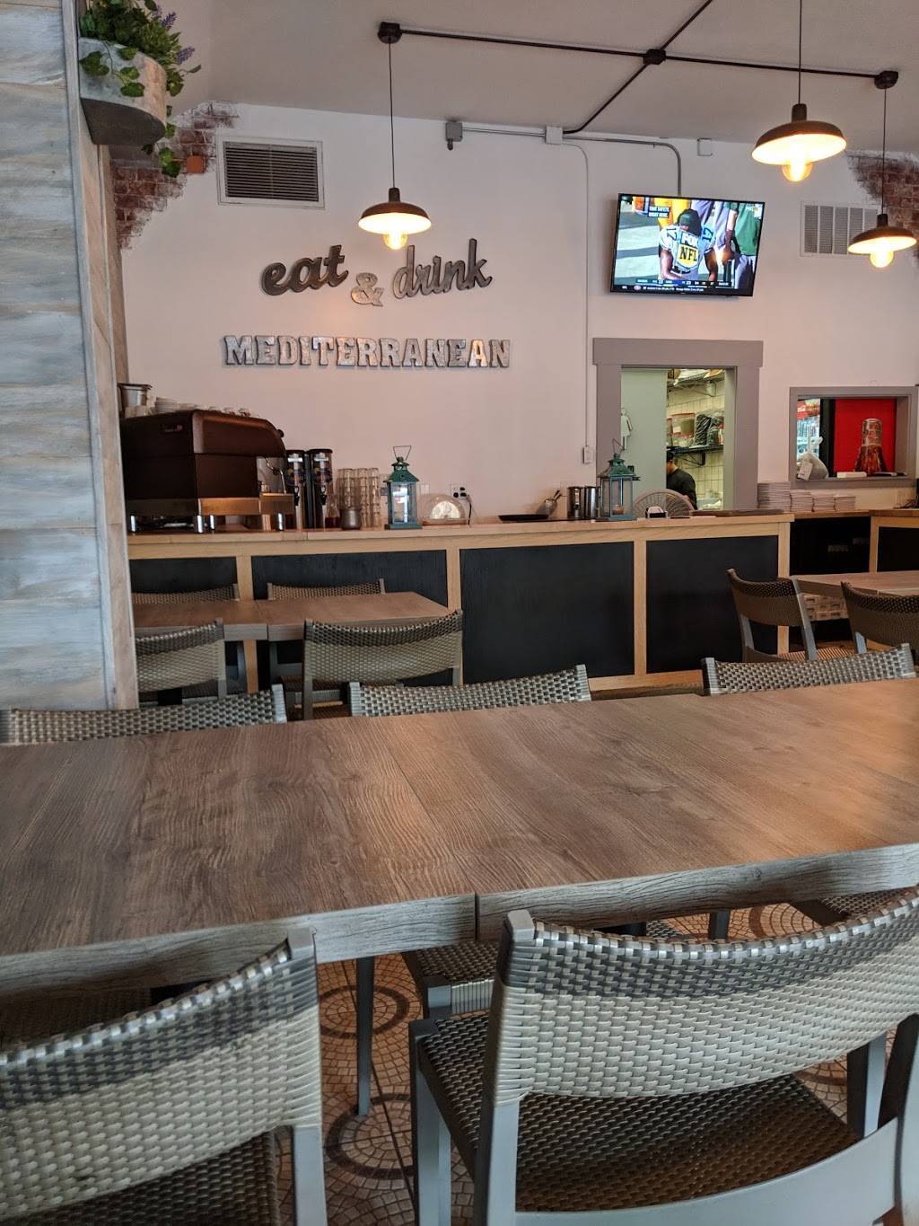 The Diplomat Junior | restaurant | 171 N Glendora Ave, Glendora, CA 91741, USA | 6263357795 OR +1 626-335-7795