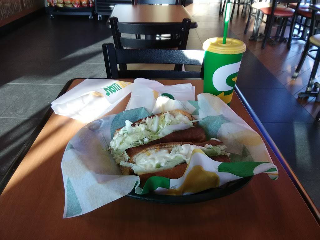 Subway Restaurants | restaurant | 198 Vermont Ave, Los Angeles, CA 90004, USA | 2133801485 OR +1 213-380-1485