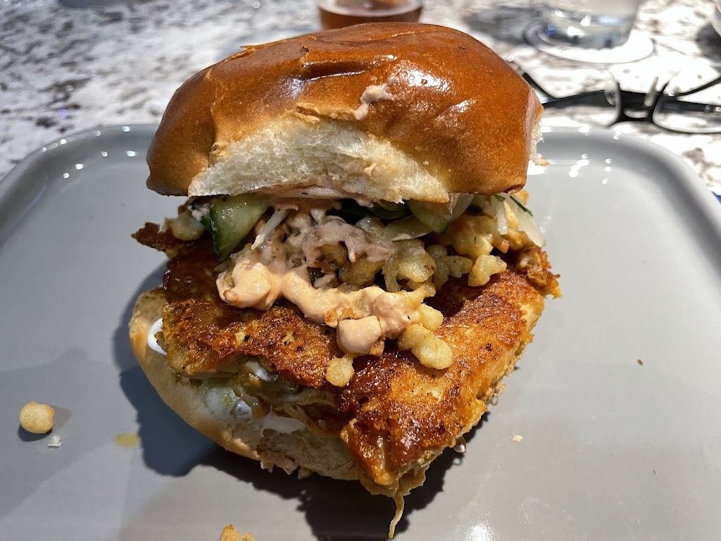 Immigrant Son Brewery | restaurant | 18120 Sloane Ave, Lakewood, OH 44107, USA | 2166004483 OR +1 216-600-4483