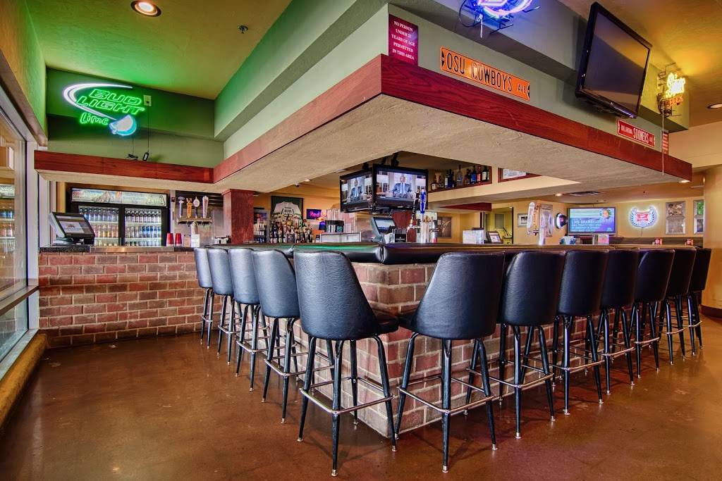 Henry Hudsons | restaurant | 1 Remington Pl, Oklahoma City, OK 73111, USA | 4054253225 OR +1 405-425-3225