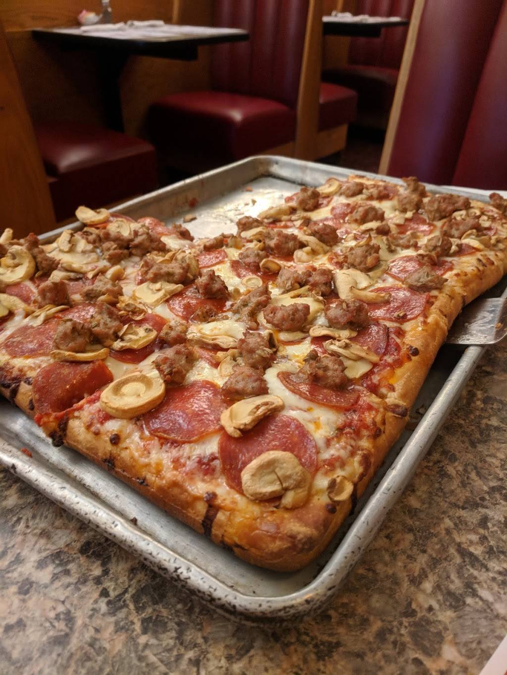 Romanas Italian Kitchen | restaurant | 219 N Comrie Ave, Johnstown, NY 12095, USA | 5187623931 OR +1 518-762-3931