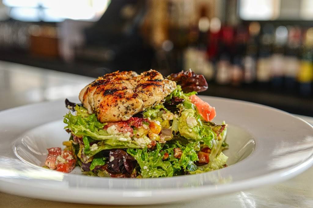 Leos Italian Social | restaurant | 2251 Front St, Cuyahoga Falls, OH 44221, USA | 3304004427 OR +1 330-400-4427