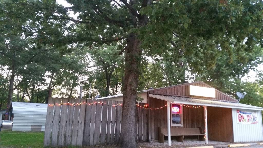 Full Throttle | restaurant | 11578 Shipman Rd, Carlinville, IL 62626, USA | 2178549554 OR +1 217-854-9554