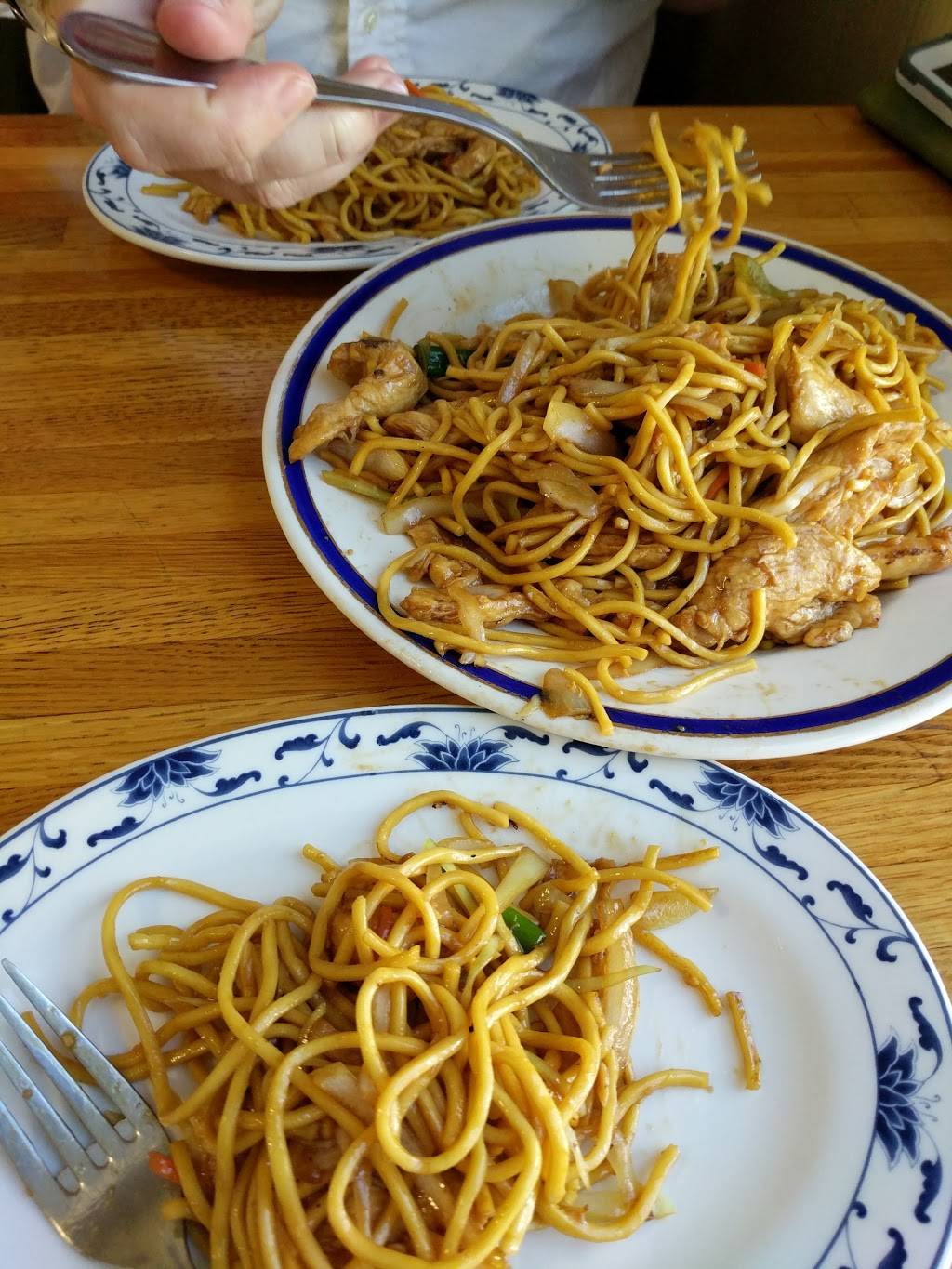 Lis Place | restaurant | 51 West St, Freeport, ME 04032, USA | 2078659299 OR +1 207-865-9299