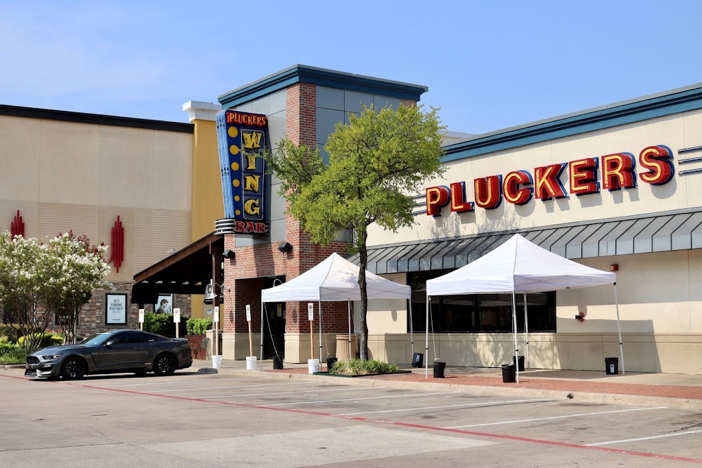 Pluckers Wing Bar | restaurant | 5100 Belt Line Rd Ste 520, Dallas, TX 75254, USA | 9724909464 OR +1 972-490-9464