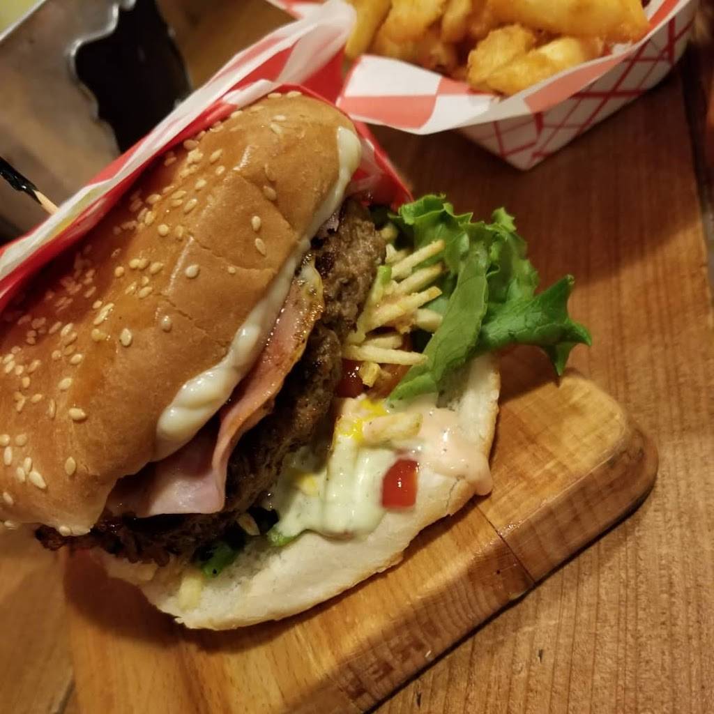 Arepas burger | restaurant | 81-05 Northern Blvd, Jackson Heights, NY 11372, USA | 7185330016 OR +1 718-533-0016