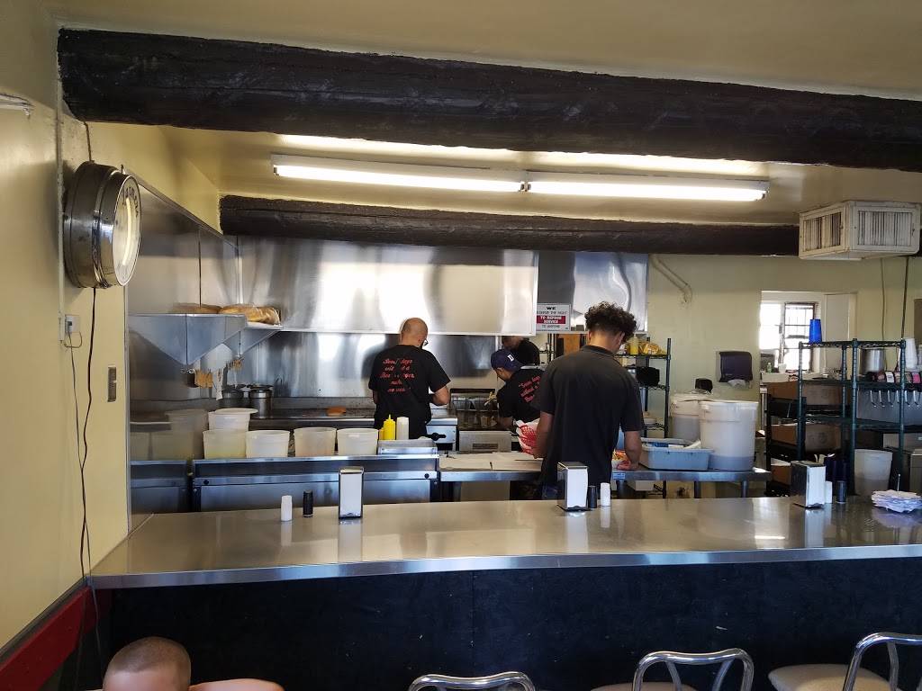 Roscos Burger Inn | restaurant | 3829 Tompkins Rd, El Paso, TX 79930, USA | 9155649028 OR +1 915-564-9028