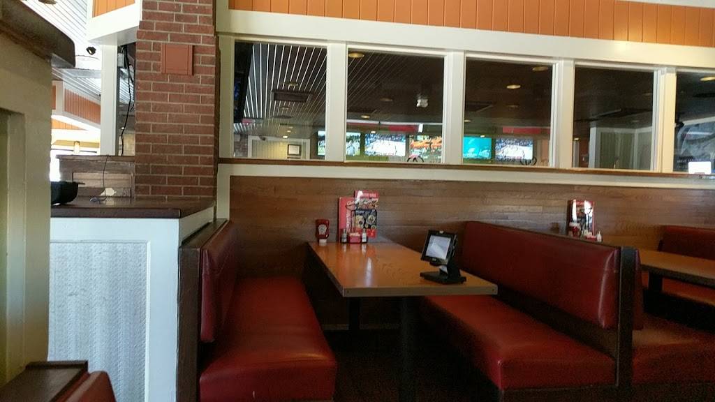 Chilis Grill & Bar | meal takeaway | 3591 El Camino Real, Santa Clara, CA 95051, USA | 4085549578 OR +1 408-554-9578