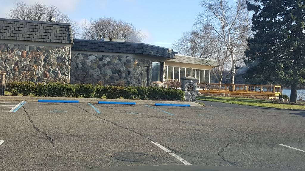 Bay Pointe Golf Club | restaurant | 4001 Haggerty Rd, West Bloomfield Township, MI 48323, USA | 2483600603 OR +1 248-360-0603