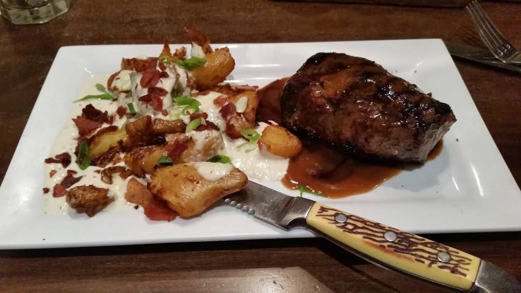 Patriots Tavern | restaurant | 145 New England Pl, Stillwater, MN 55082, USA | 6513421472 OR +1 651-342-1472