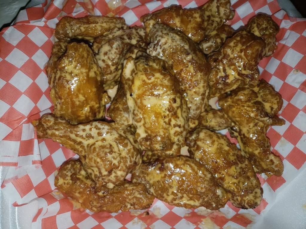 Some Place Else | restaurant | 49 Scott St W, St. Catharines, ON L2R 1C9, Canada | 9053977485 OR +1 905-397-7485