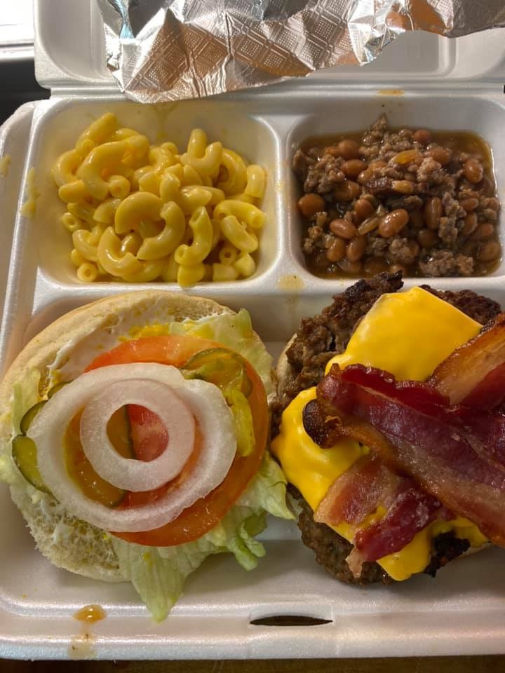 Big Bees BBQ & Grill Restaurant | restaurant | 830 W Pine St, Vicksburg, MS 39180, USA | 6018313951 OR +1 601-831-3951