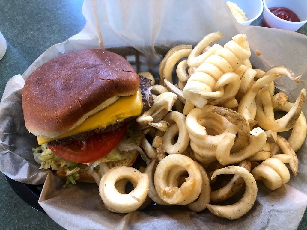 Twisters Burgers and Burritos | restaurant | 4101 Ridge Rock Rd SE, Rio Rancho, NM 87124, USA | 5058926384 OR +1 505-892-6384