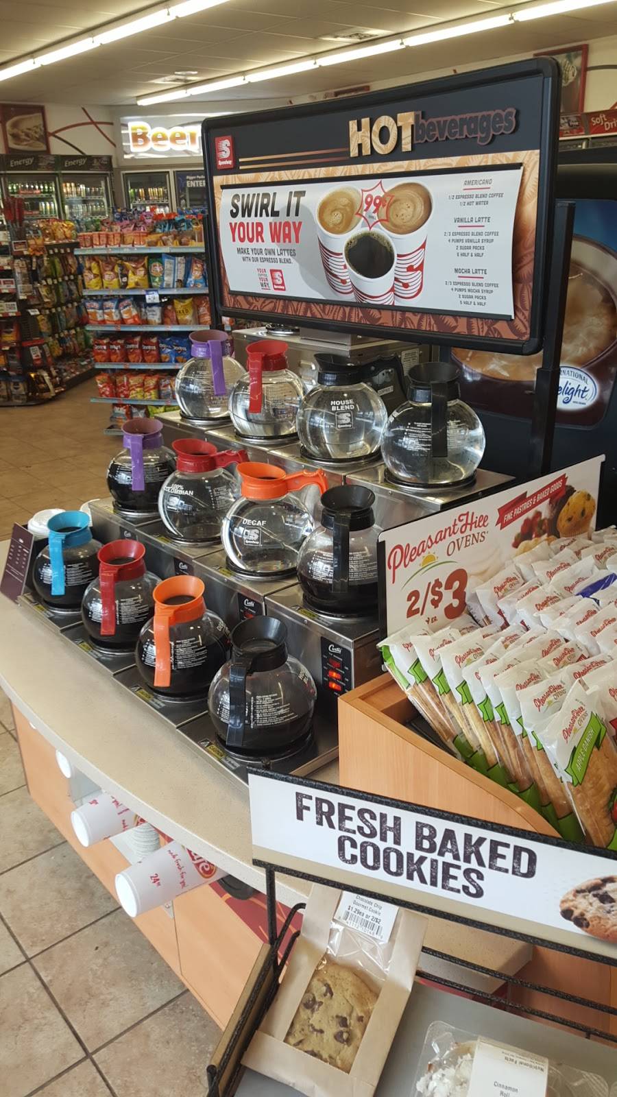 Speedy Café | restaurant | 135 Lindsay Rd, Zelienople, PA 16063, USA | 7244525136 OR +1 724-452-5136