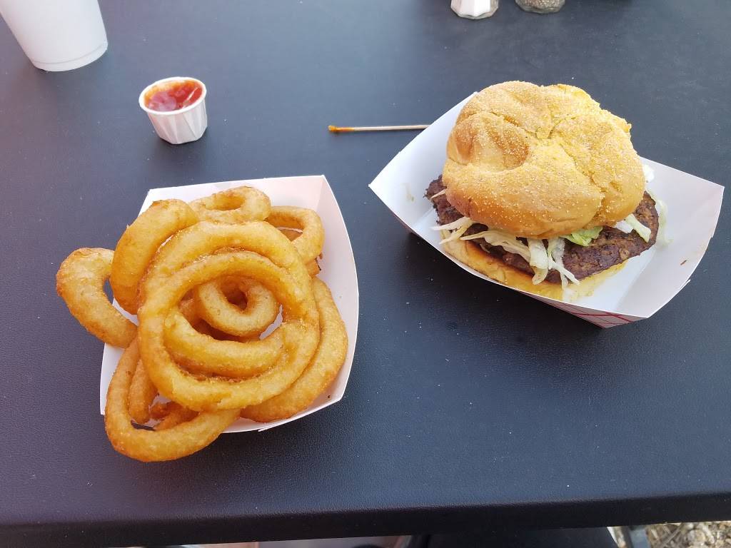 Big Earls Greasy Eats | restaurant | 6135 E Cave Creek Rd, Cave Creek, AZ 85331, USA | 4805757889 OR +1 480-575-7889